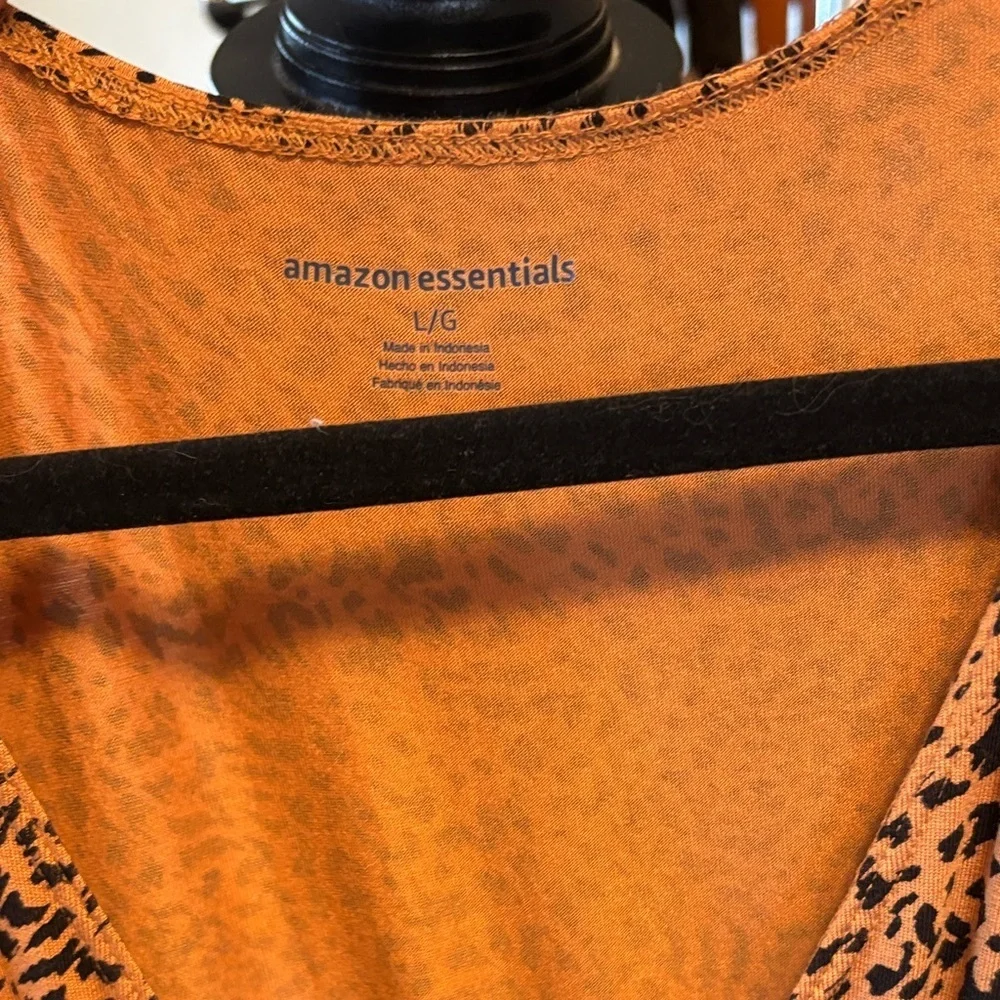 Leopard Print V-Neck Maxi Dress - Picture 4 of 6